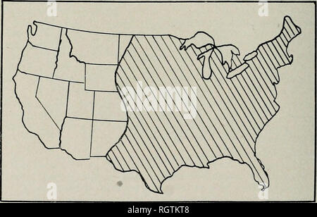 . Bulletin. Histoire naturelle ; l'histoire naturelle. Fig. 9. Distribution des cultures de melon sous réserve de flétrissement bactérien. Chaque clot représente 50 hectares cultivés en 1909. (D'après un dessin de Finch et Baker's Géographie de l'agriculture mondiale.). Fig. 10. Gamme Chittenden.) de la Chrysomèle du concombre à rayures. (D'après un dessin de. Veuillez noter que ces images sont extraites de la page numérisée des images qui peuvent avoir été retouchées numériquement pour plus de lisibilité - coloration et l'aspect de ces illustrations ne peut pas parfaitement ressembler à l'œuvre originale.. L'Illinois. Natural History Survey Division. État de l'Illinois, Urbana, Département de Banque D'Images