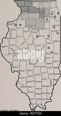 . Bulletin. Histoire naturelle ; l'histoire naturelle. Septembre, 1943 : Distribution et Mohr Fourrure Revenu 525 en 1939, l'écrivain recueilli un de ces très petites espèces mortes sur la route aussi loin au sud que Henkel dans le coin sud-est du comté de Lee. Distribution du blaireau. - Jusqu'à ce que les blaireaux ont été données à l'année autour de la protection, ces ani- mals ont été pêchées par les trappeurs dans un groupe de comtés dans le nord de l'Illi- nois, la plupart d'entre eux dans les cinq comtés dans le nord-ouest de l'état qui sont fortement pointillé sur la carte de répartition, fig. 16. Le nombre était habituellement entre 5 et 15 ans Banque D'Images