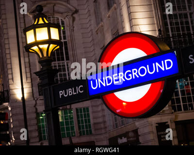 London Underground Sign Banque D'Images