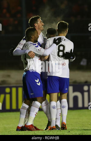 Kyle Lafferty des Rangers célèbre marquant son troisième but de côtés pendant le William Hill Scottish Cup quatrième round match à Central Park, Cowdenbeath. Banque D'Images