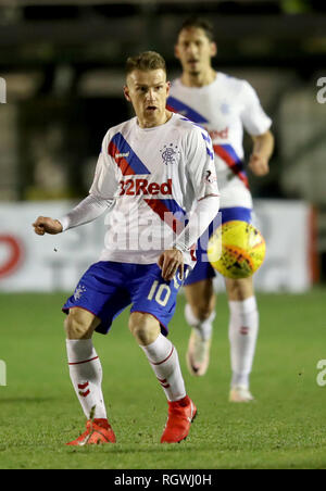 Steven Davis des Rangers sur la balle au cours de la William Hill Scottish Cup quatrième round match à Central Park, Cowdenbeath. Banque D'Images