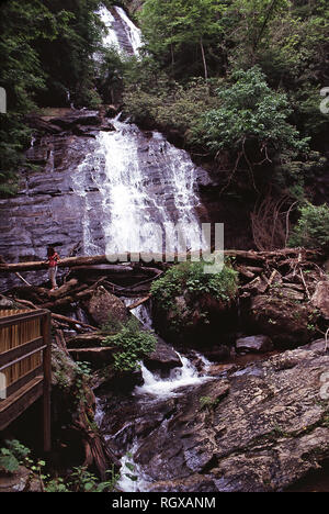 Chutes d'Anna Ruby,Parc d'état d'Unicoi, Géorgie Banque D'Images