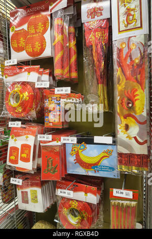 Décorations du Nouvel An chinois, l'affichage de la ville Parti, NYC, USA Banque D'Images