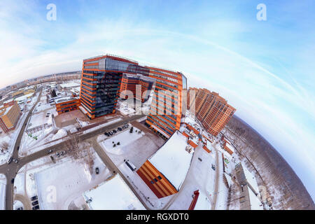Novosibirsk, Russie - 01,19.19 : Panorama de l'ensemble architectural de brique rouge et de verre avec des laboratoires et des projets innovants, des inventions dans le Banque D'Images
