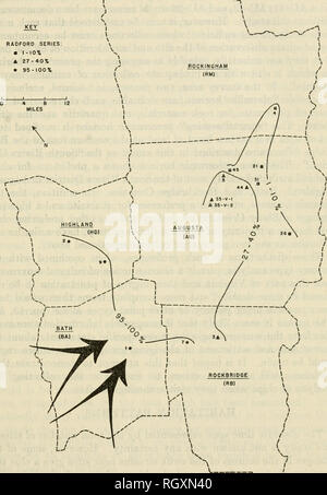 . Bulletin. De l'ethnologie. Anthrop. Pap. N° 57] les modèles culturels, Virginie-^HOLLAND 73 r- I ) t RADFORD SÉRIE a 1-10 % 27-40 % UNE • 95-100 % I I. Figure 12.-direction du mouvement de la série vers le nord-ouest de la Poterie Radford, Virginia.. Veuillez noter que ces images sont extraites de la page numérisée des images qui peuvent avoir été retouchées numériquement pour plus de lisibilité - coloration et l'aspect de ces illustrations ne peut pas parfaitement ressembler à l'œuvre originale.. Smithsonian Institution. Bureau of American Ethnology. Washington : G. P. O. Banque D'Images