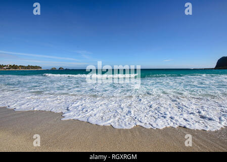 Belle Blue Lagoon (Maira-ira) Plage, Pagudpud, Ilocos Norte, Philippines Banque D'Images