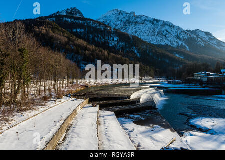 En hiver il Salzach, Bad Reichenhall, Allemagne Bavière Banque D'Images