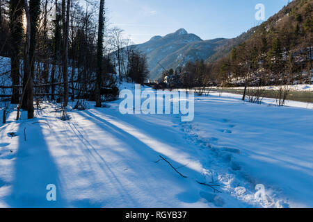 En hiver il Salzach, Bad Reichenhall, Allemagne Bavière Banque D'Images