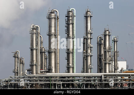 L'usine électrique de la raffinerie de pétrole Banque D'Images