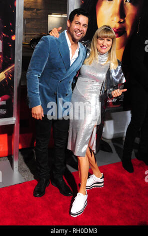 Los Angeles, Californie, USA. 30Th jan 2019. Acteur Jon Huertas et directeur Catherine Hardwicke assister à Premiere de Columbia Pictures' 'Miss Bala' le 30 janvier 2019 au stade 14 Regal LA Live à Los Angeles, Californie. Credit : Barry King/Alamy Live News Banque D'Images