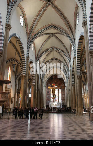 Italie, Florence - 02 Avril 2017 : la vue de l'intérieur de l'église Santa Maria Novella sur 02 avril 2017, Toscane, Italie. Banque D'Images