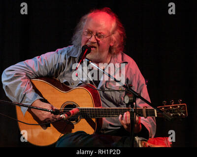 John Renbourn (1944-2015) Musicien, compositeur et chanteur. Guitariste, Pentangle band des années 1970. Dans l'exécution de Melrose, en Écosse, en 2003. Banque D'Images