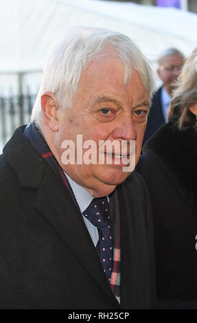 Seigneur, Chris Patten, à un service d'action de grâces pour la vie et le travail de l'ancien ministre des affaires étrangères, Lord Carrington à l'abbaye de Westminster à Londres. Banque D'Images