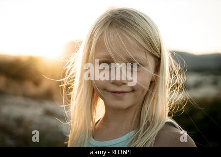 Girl at Dusk Banque D'Images