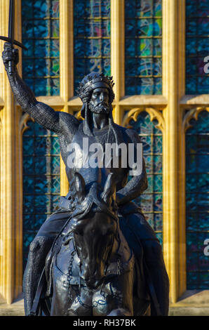 Royaume-uni, Angleterre, Londres, Westminster, les chambres du Parlement, le Palais de Westminster, le Vieux Palais, la Cour statue de Richard I, Richard Coeur de Lion, Richard Co Banque D'Images