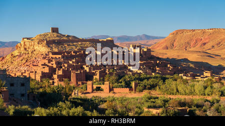 Ait Benhaddou au Maroc au coucher du soleil Banque D'Images