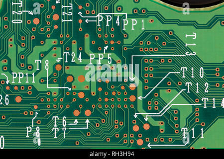 Libre de cartes de circuit imprimé vert ordinateur. La technologie matérielle de l'ordinateur électronique. Vue d'en haut. Banque D'Images