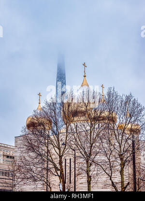 Neige sur Sainte Trinité Cathédrale Orthodoxe Russe - Paris Banque D'Images
