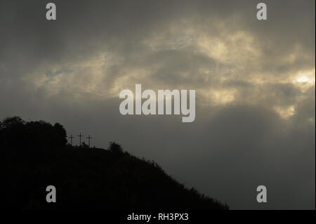 Gora Trzech Krzyzy (Trois Croix Hill) dans le centre historique de Kazimierz Dolny, Pologne. 8 octobre 2008 © Wojciech Strozyk / Alamy Stock Photo Banque D'Images