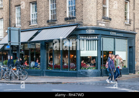 Une branche de la Côte restaurant français à Cambridge. Banque D'Images