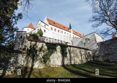 Füssen, ALLEMAGNE - Décembre 2018 : voir à l'extérieur des murs de Château Hohes. Banque D'Images