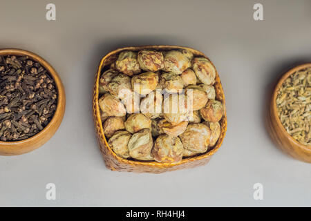 Différents types d'épices de la cuisine asiatique malais dans des sacs Banque D'Images
