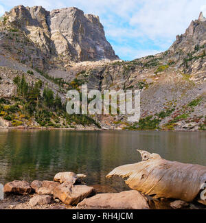 Le lac Emerald, Dream Lake Trail, Rocky Mountain National Park, Estes, Colorado, USA Banque D'Images