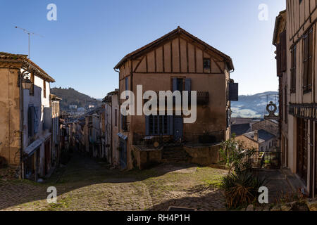 Vue sur la petite ville de Cordes-sur-ciel, Banque D'Images