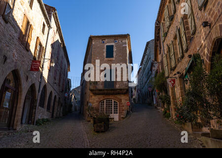 Vue sur la petite ville de Cordes-sur-ciel, Banque D'Images