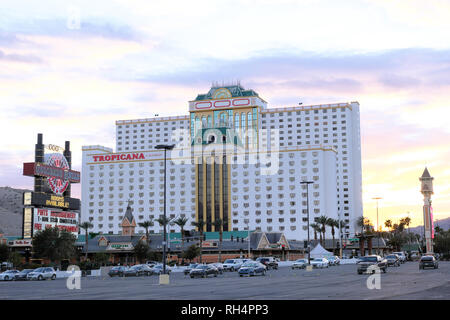 Laughlin, Nevada, USA : Tropicana casino hotel à Laughlin, le petit Las Vegas Banque D'Images