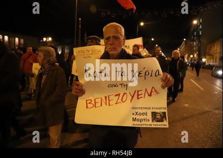 Athènes, Grèce. Jan 31, 2019. Les militants de démontrer à Athènes, contre une éventuelle intervention dans Venezuella. Crédit : George/Panagakis Pacific Press/Alamy Live News Banque D'Images