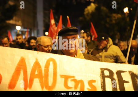 Athènes, Grèce. Jan 31, 2019. Les militants de démontrer à Athènes, contre une éventuelle intervention dans Venezuella. Crédit : George/Panagakis Pacific Press/Alamy Live News Banque D'Images