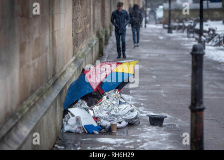 Oxford, UK. 1er février, 2019. Les habitants de la rue sur les rues de congélation d'Oxford. Crédit : Richard Cave/Alamy Live News Banque D'Images