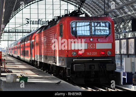 Locomotive électrique de classe 143;frankfurt main;Allemagne Banque D'Images
