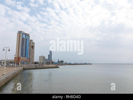 Bâtiments par la mer, La Mecque province, Jeddah, Arabie Saoudite Banque D'Images