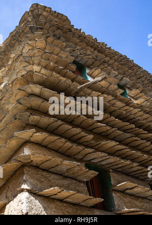 Maison de terre et de pierres d'ardoises dans al-Basta disctrict, province d'Asir, Abha, Arabie Saoudite Banque D'Images