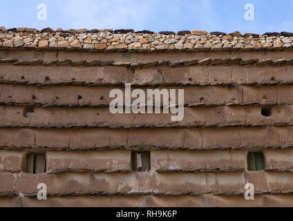 Maisons de boue et de pierres d'ardoises à al Khalaf, village de la province d'Asir, Sarat Abidah, l'Arabie Saoudite Banque D'Images