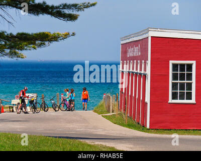 Cannery Museum Boathouse, Glen Haven Village historique, Sleeping Bear Dunes National Lakeshore, Empire, Michigan, USA Banque D'Images