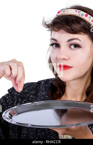 Style rétro femme se faisant passer pour quelque chose d'un bac de ramassage pour les composites Banque D'Images