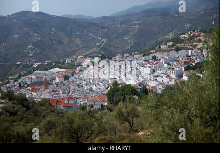 Andalousie en Espagne : le joli peublo blanco de Competa Banque D'Images