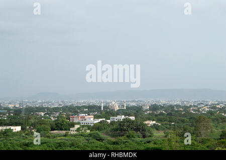 Avis de Aurangabad à partir d'une montagne, Aurangabad, Maharashtra, Inde Banque D'Images