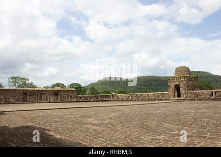 Le temple Bharat Mata à Daulatabad Fort, Maharashtra, Inde Banque D'Images