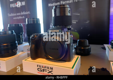 Fujifilm appareil photo moyen format GFX à vendre dans la boutique Banque D'Images