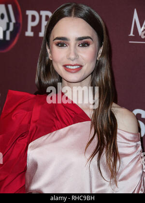PASADENA, LOS ANGELES, CA, USA - 01 février : L'actrice Lily Collins portant un Hellessy top et pantalon assiste à la PBS Masterpiece Photocall - 2019 Winter TCA Press Tour - Jour 4 tenue à l'hôtel Langham Huntington le 1er février 2019 à Pasadena, Los Angeles, Californie, États-Unis. (Photo par Xavier Collin/Image Press Office) Banque D'Images