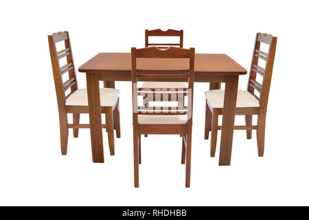 Table et quatre chaises sur fond blanc. Banque D'Images