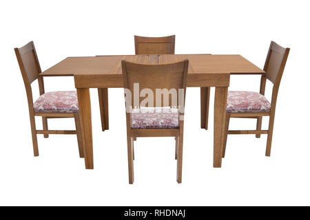 Table et quatre chaises sur fond blanc. Banque D'Images