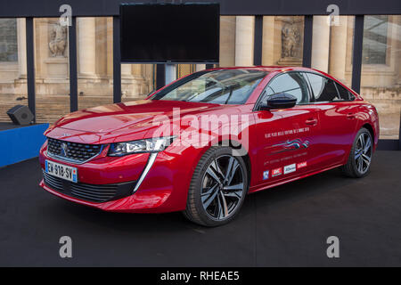 Un grand nombre de Concept Cars et design ont été présentés à l'Invalide à Paris ou a l'élection de la plus belle voiture de l'année. Banque D'Images