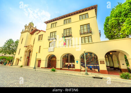 Los Angeles, California, United States - 9 août 2018 : Ancienne Église ou la Plaza Plaza United Methodist Church à El Pueblo, un parc historique d'État en Banque D'Images