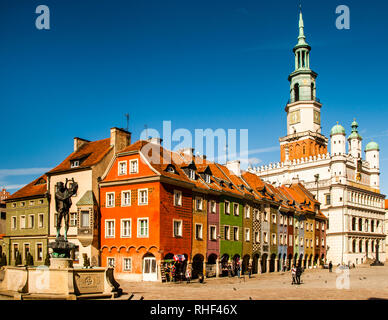 Place du marché du centre-ville de Poznan avec hôtel de ville. Poznań, Pologne Banque D'Images