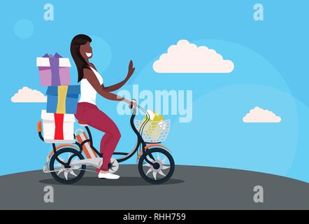 Location vélo femme transportant gifts coffrets cadeaux des fêtes concept african american girl riding bike femme pleine de caractère de dessin animé Illustration de Vecteur